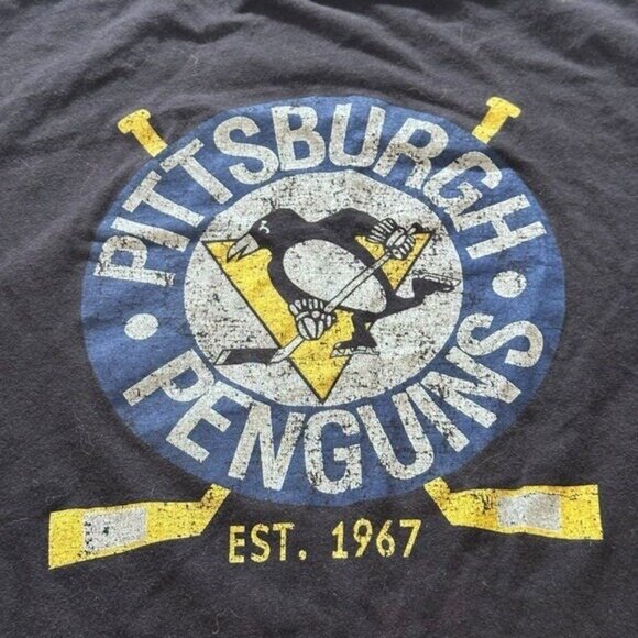 Mitchell & Ness Mens L Pittsburgh Penguins NHL Hockey Vintage Logo T-Shirt Black - Picture 3 of 6